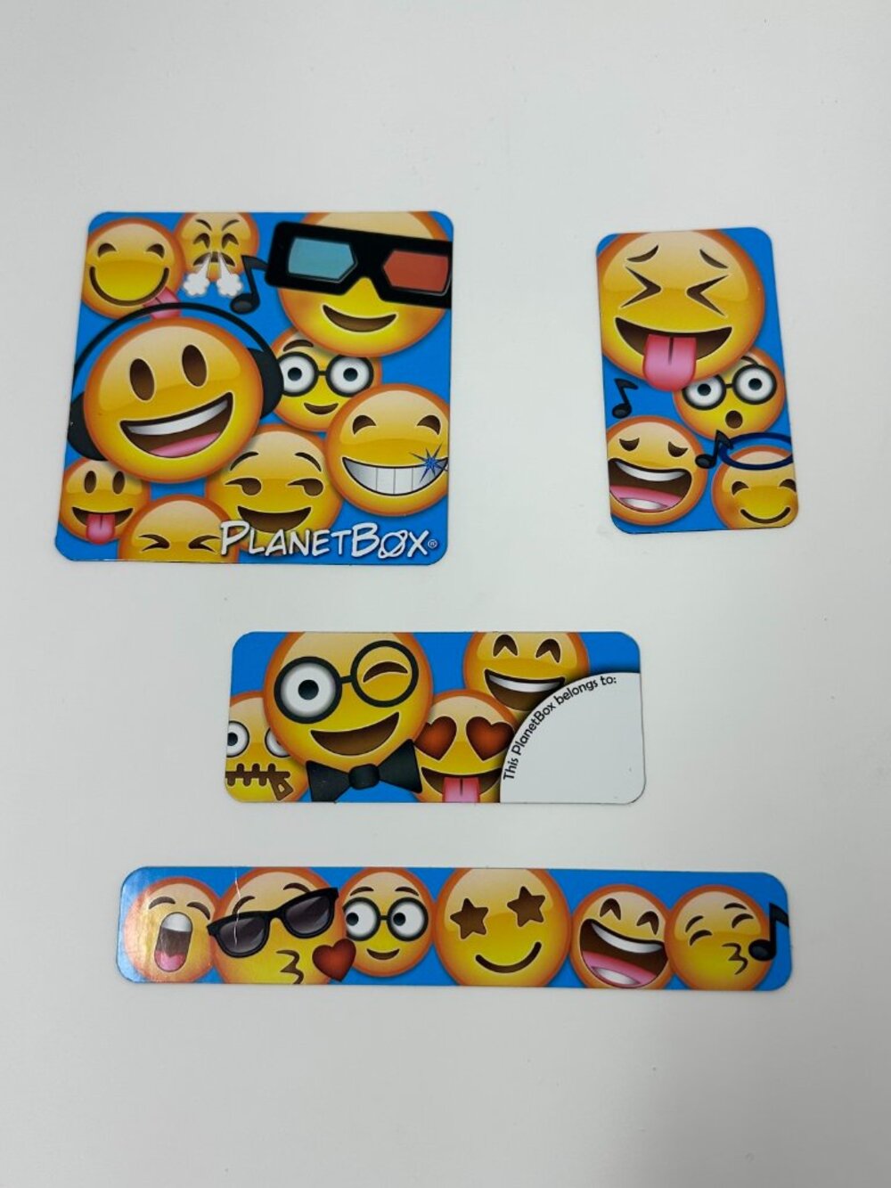 Pre-owned Planet Box Rover Lunch Box Magnet Set, Blue Emoji Teen Smiley